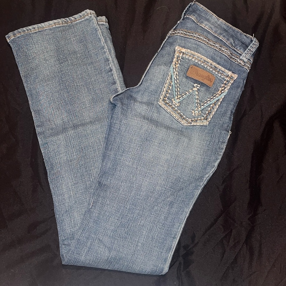 Wrangler Boot Cut Jeans in Blue